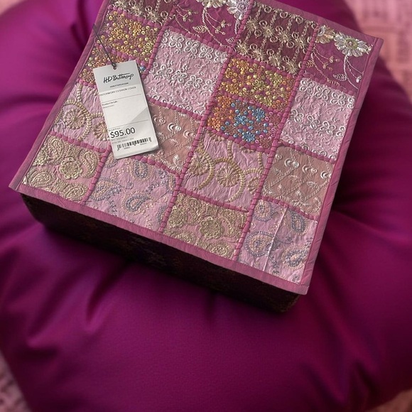 Handmade HD Buttercup Patchwork Pillow Cover - Pink Quilt Square 16x16 - Picture 5 of 6